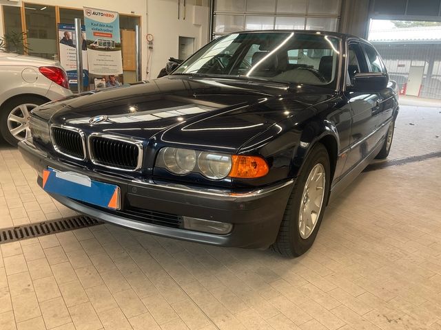 BMW 740iL A +LCI+2.HAND+19% MWST+S.DACH+NAVI+SITZHZ+