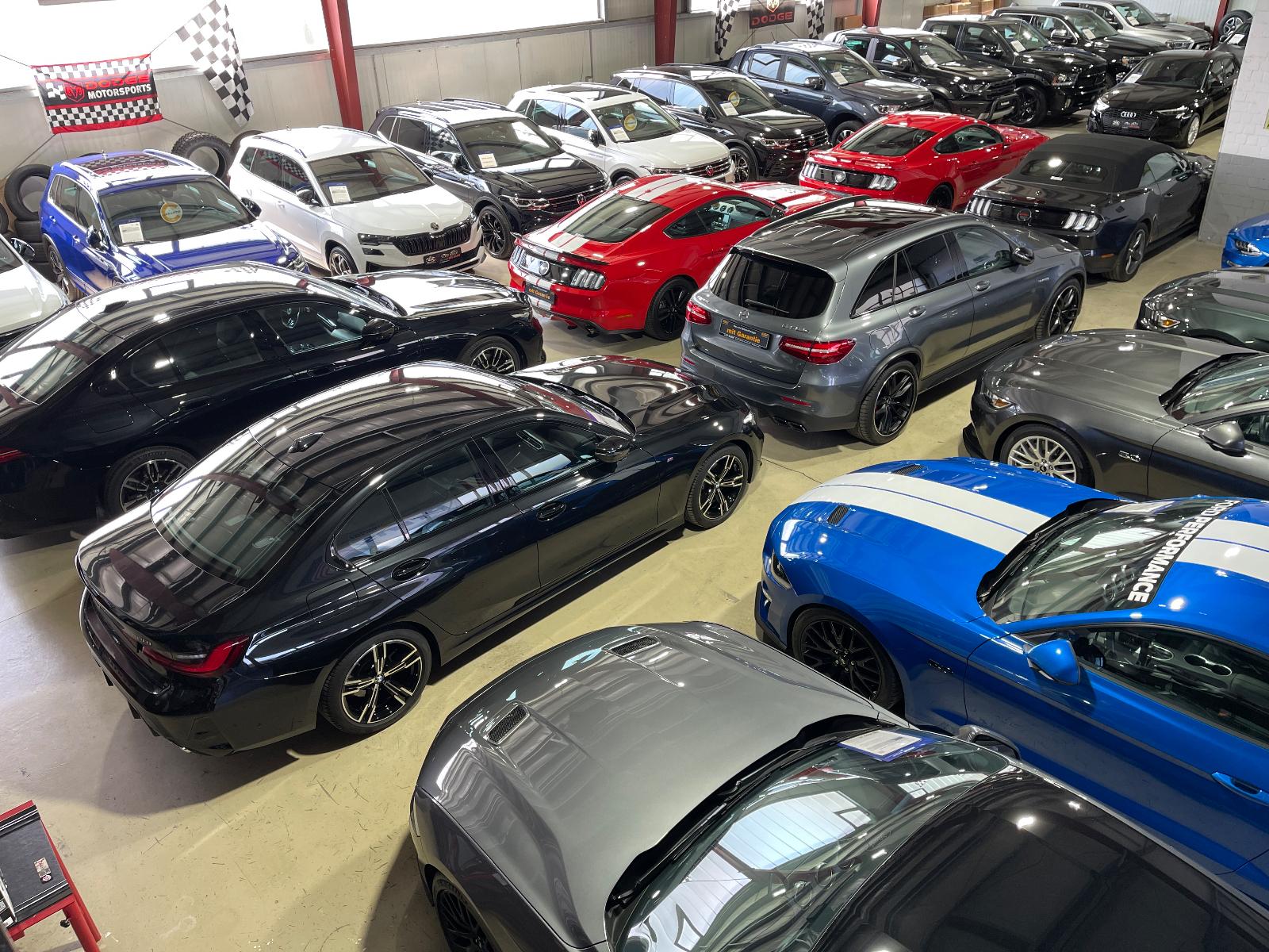 showroom-image-main