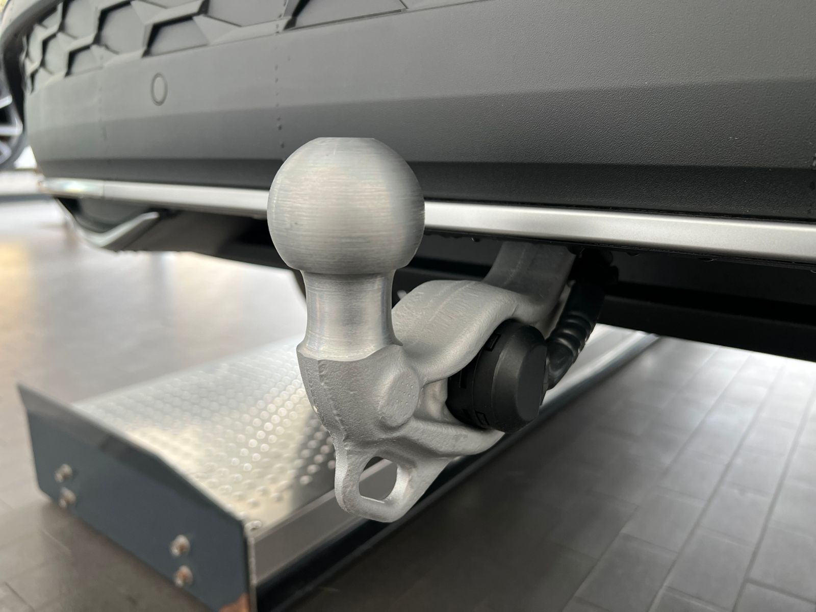 Fahrzeugabbildung SKODA Kodiaq Sportline 1.5 TSI IV DSG *LED, Navi, AHK,