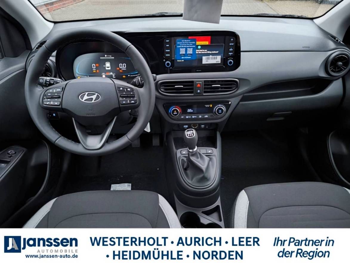 Fahrzeugabbildung Hyundai i10 1.0 Trend/ PDC hinten/Rückfahrkamera/Navi/Si