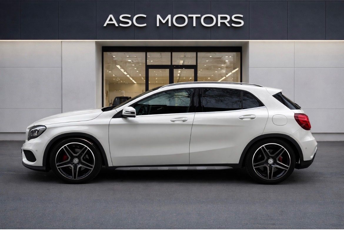 MERCEDES-BENZ GLA 220 d 4MATIC DCT AMG Line AMG Line