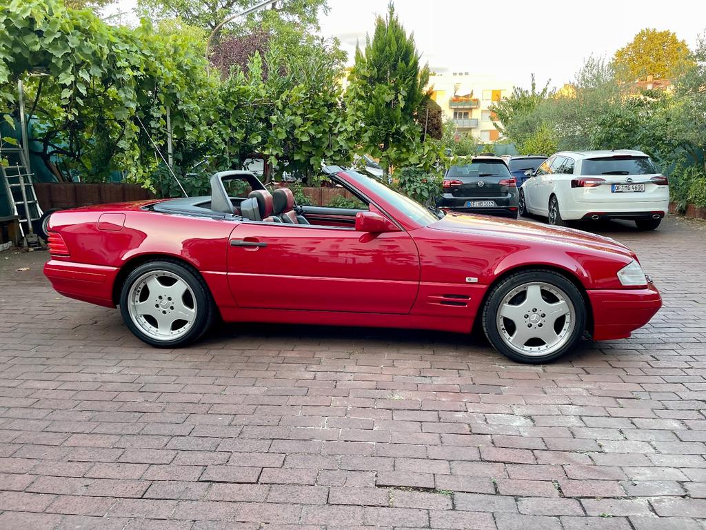 Mercedes-Benz SL 320