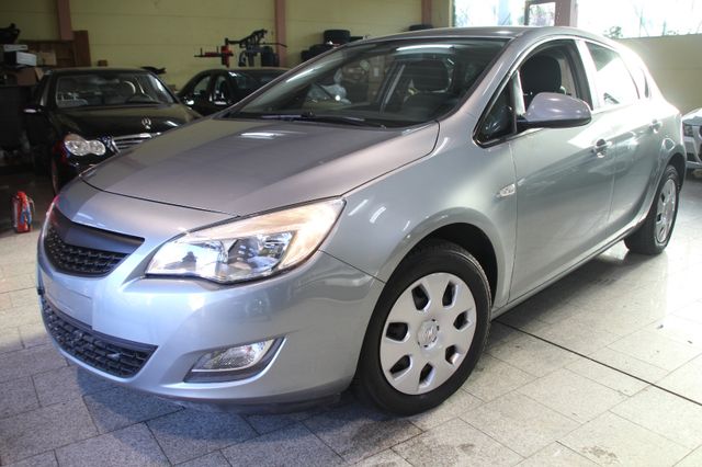 Opel Astra J Lim. 5-trg. Selection 1.4*KLIMA*TÜV NEU*