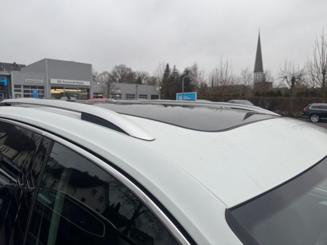 Tiguan Elegance eHybrid DSG IQ Light Panorama AH