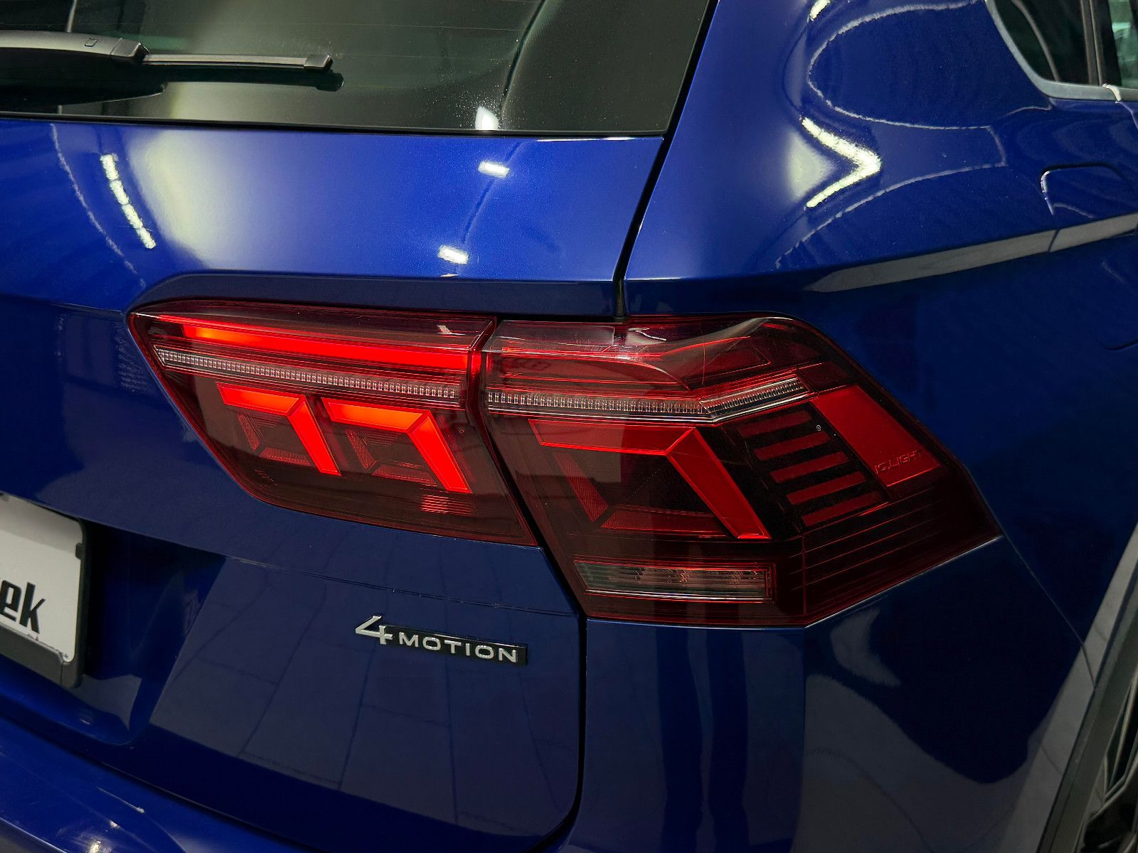 Fahrzeugabbildung Volkswagen Volkswagen Tiguan R-Line 4Motion|MATRIX|PANO|AHK