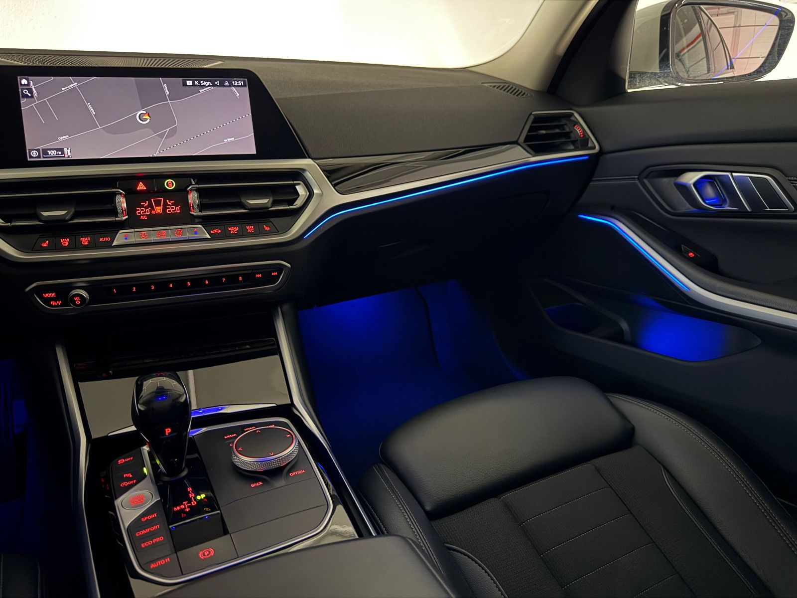 Fahrzeugabbildung BMW 320 i SPORT LINE/LED/DAB/KAMERA/VRTL COCKPIT/ACC