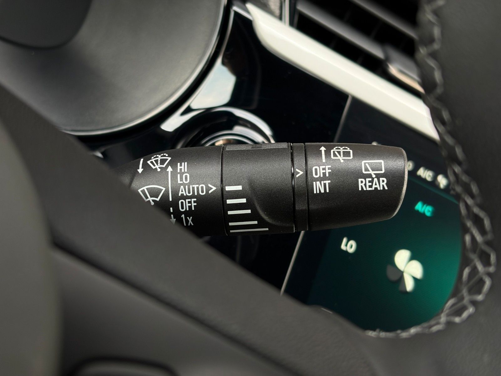 Fahrzeugabbildung Opel Corsa F GS 1.2 Turbo  CarPl. Temp. CAM LHZ LED