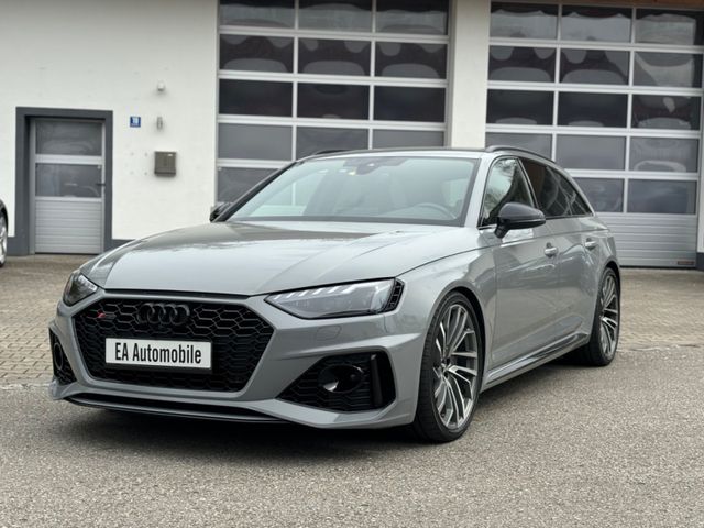 AUDI RS4 Avant 2.9 TFSI quattro /MATRIX/LEDER/ACC