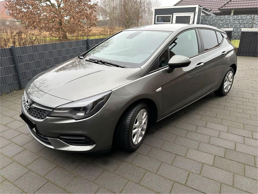 Image of Opel Astra