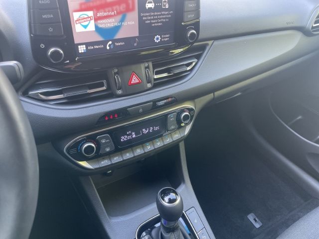 Fahrzeugabbildung Hyundai i30 1.5 T-GDI Mild-Hybrid, Edition 30 Autom. Rüc