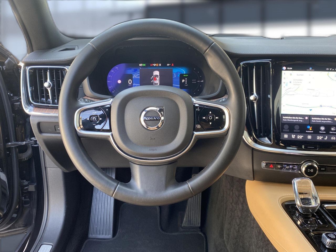 Volvo V60 Ultra Dark Recharge Plug-In Hybrid AWD Navi foto 19