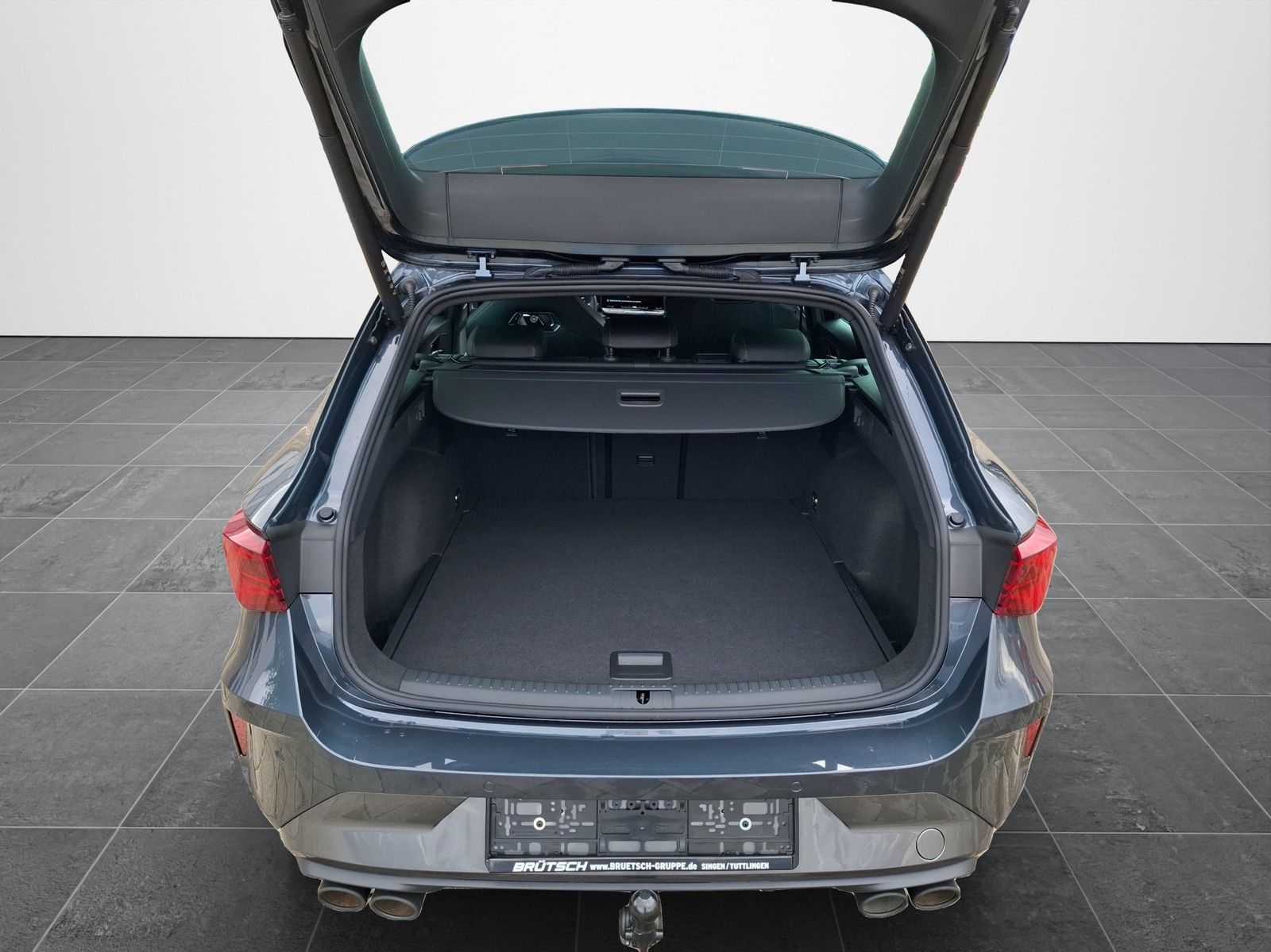 CUPRA Leon VZ 2.0 TSI 4Drive DSG / ACC / AHK/ MATRIX / - Image 16