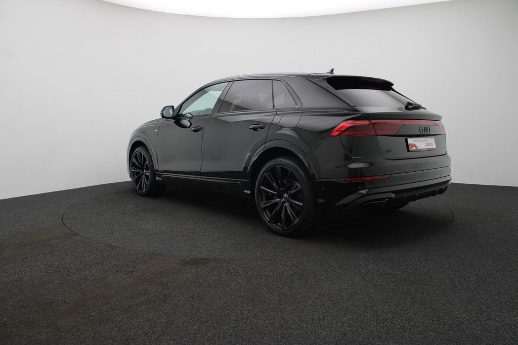 Audi Q8 SUV TFSI e quattro 360 kW tiptronic HD Matrix imagem 3