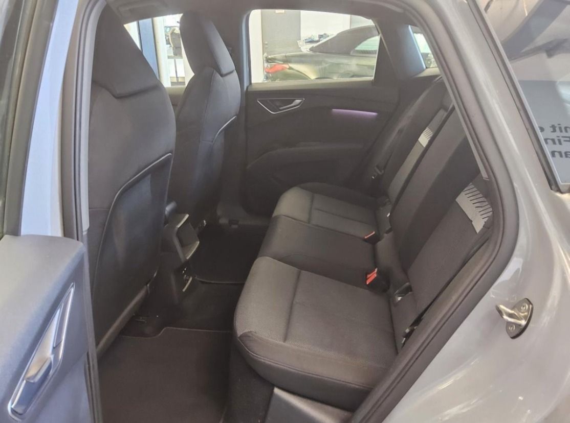 Fahrzeugabbildung Audi Q4 50 e-tron quattro Sportback HEAD-UP KAMERA 19
