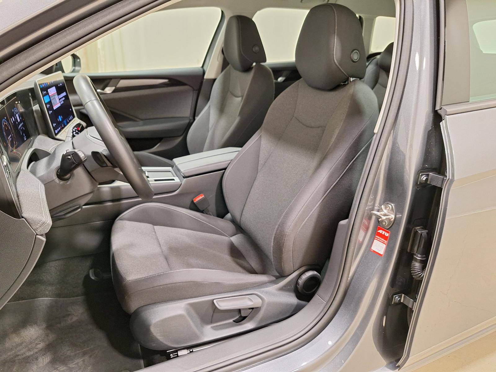 Volkswagen Passat 1.5 eTSI DSG ACC LED Navi Winter, миниатюра 19