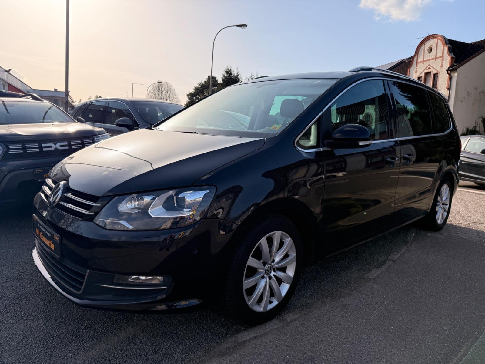 Volkswagen Sharan Highline Automatik Navi Leder 7Sitzer
