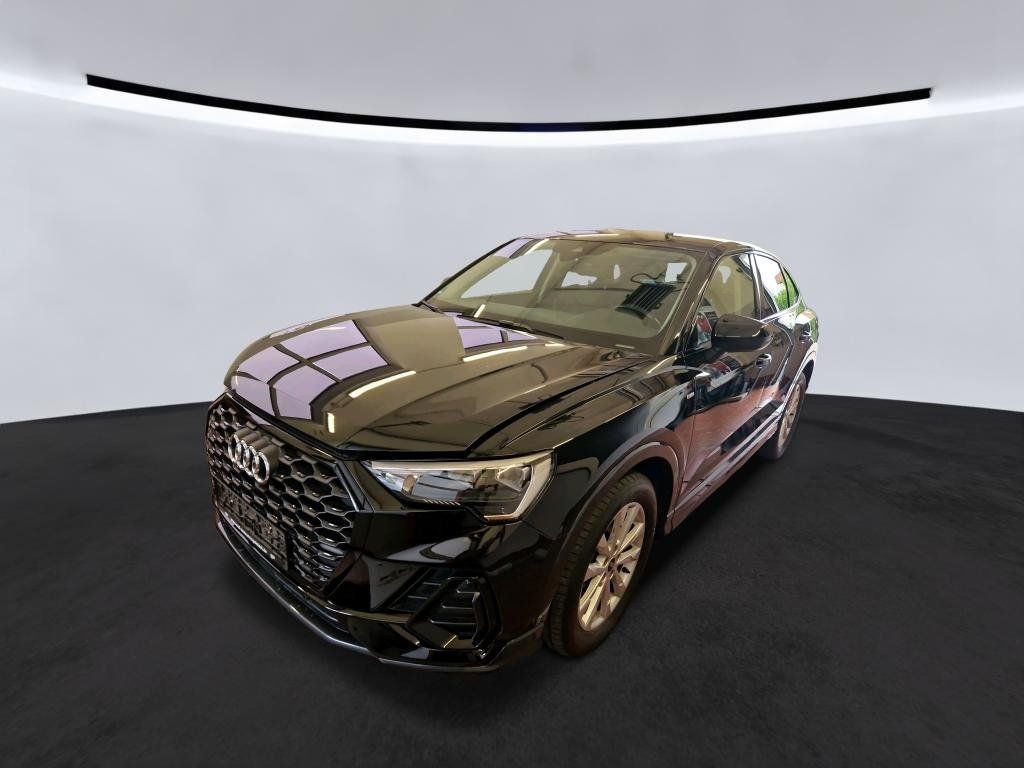 Image of Audi Q3