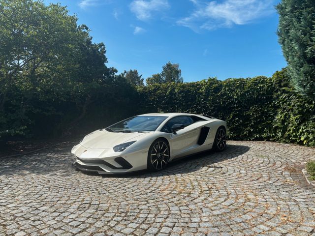 Lamborghini Aventador S/Dione Wheels/Service+Tires New