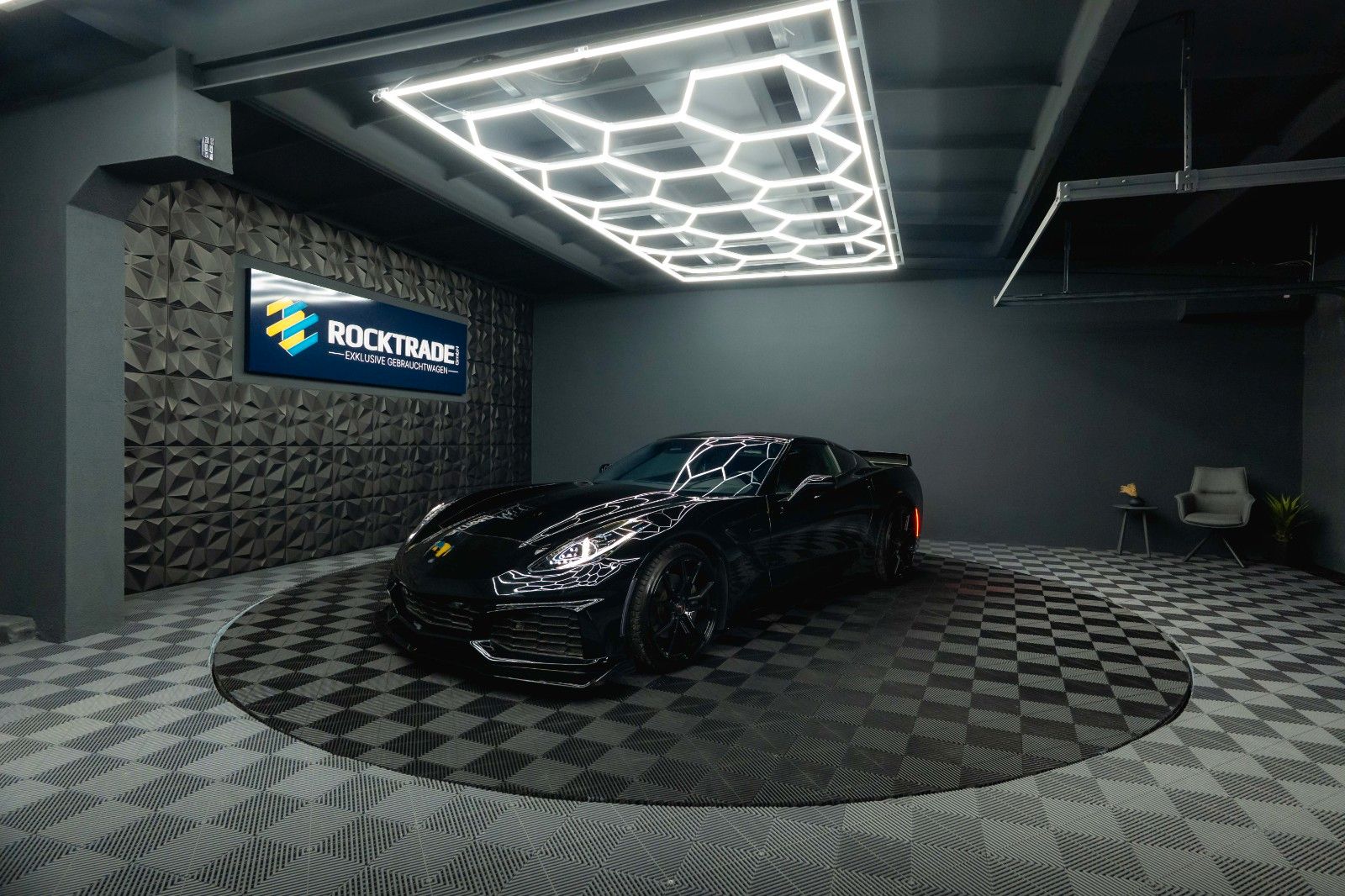Fahrzeugabbildung Corvette C7 6.2 V8 Stingray 3LT Z06-Design Targa Perform.
