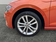 Fahrzeugabbildung Volkswagen Polo Highline -17"LM*Kamera*Panorama*LED*2xKlima