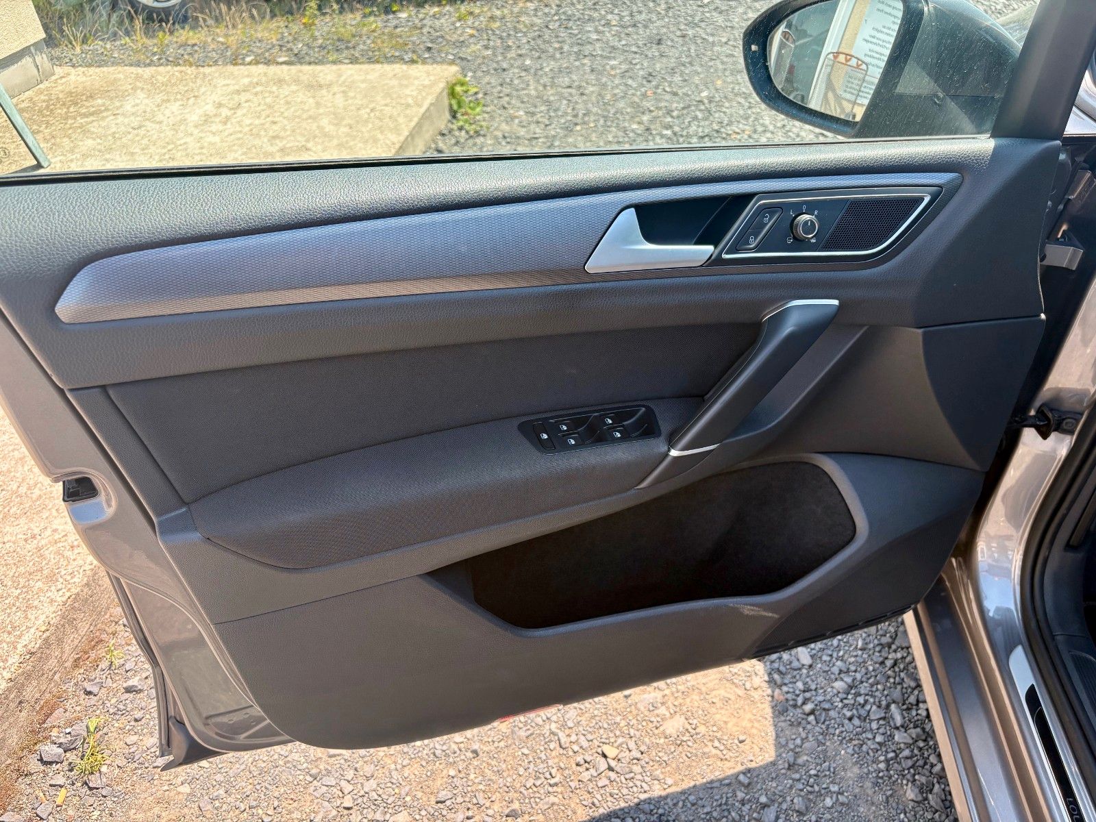 Fahrzeugabbildung Volkswagen Golf Sportsvan 2.0 TDI VII Lounge Xenon AHK ACC