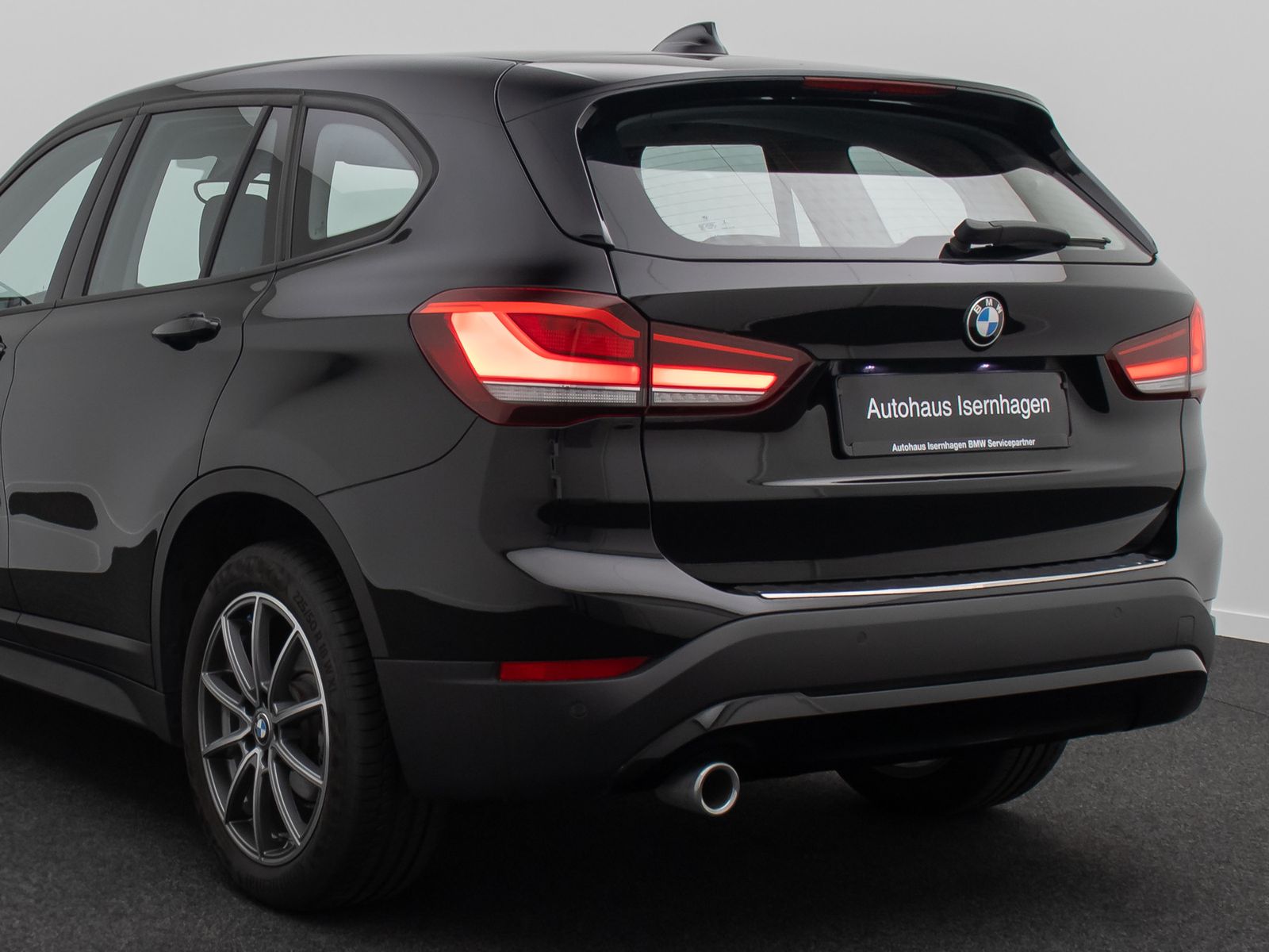 Fahrzeugabbildung BMW X1sD18i DAB HiFi Lenkrhzg DrivAssist Parkassist