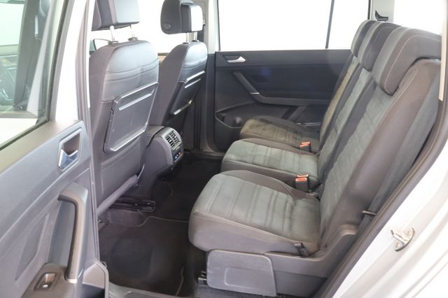 Volkswagen Touran 2.0 TDI Comfortline ACC+KEY+MASSAGE+ALU