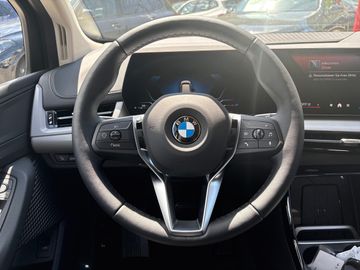 BMW 218i Active Tourer DAB LED Komfortzg. Shz