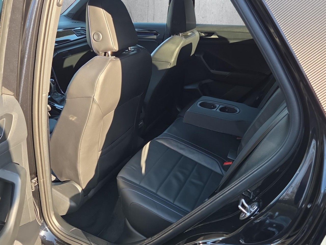 Volkswagen T-Roc - Bild 8