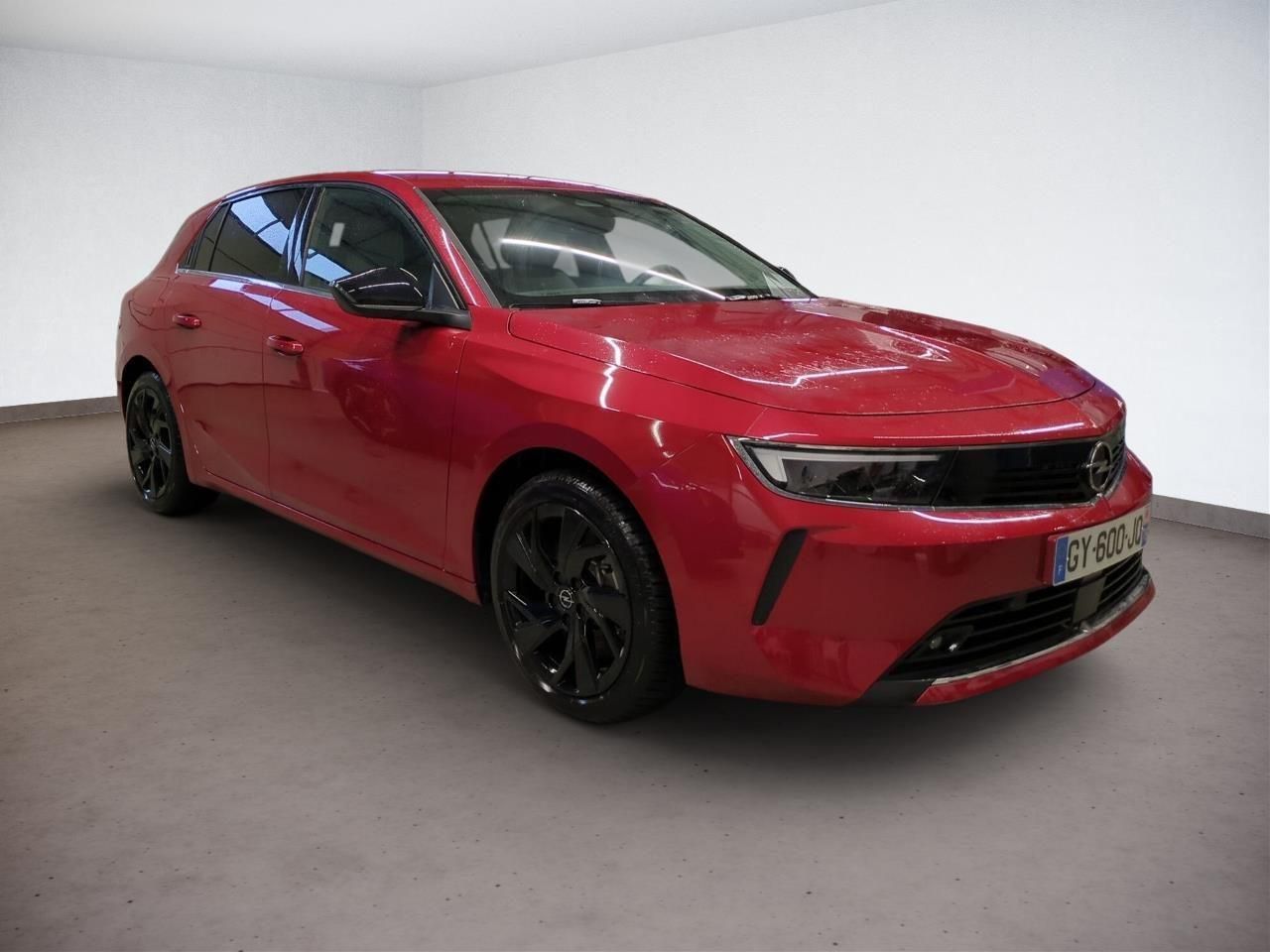 Fahrzeugabbildung Opel Astra L Lim. 5-trg. Elegance Plug-in-Hybrid