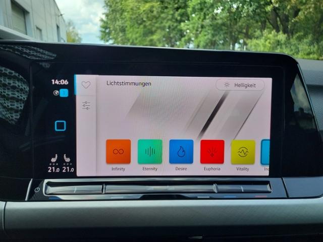 Volkswagen Golf VIII Variant Life 1.5 TSI LED ACC Sitzhzng, миниатюра 26