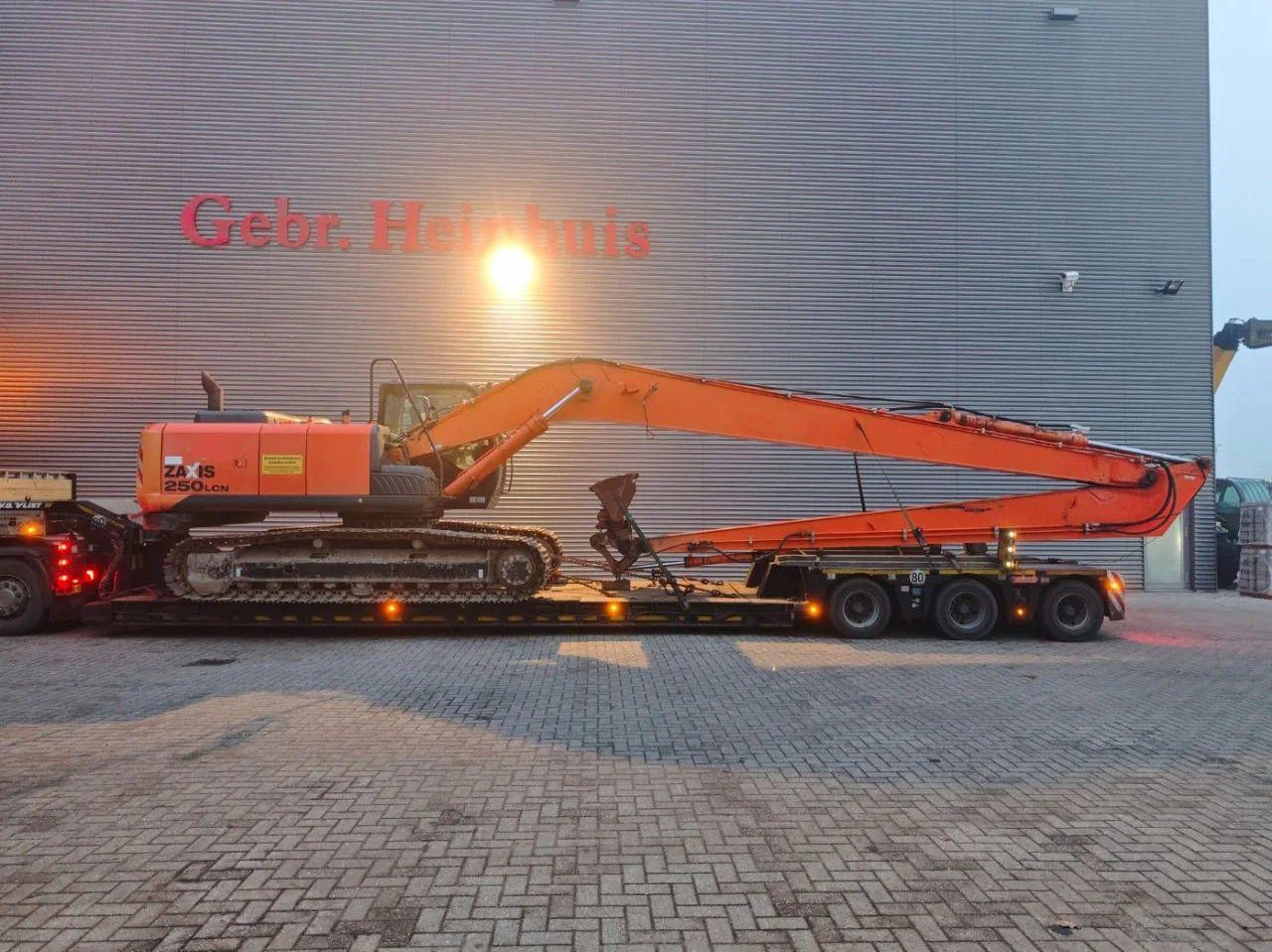 Hitachi ZX 250 LCN-5B Long Reach 18 Meter!