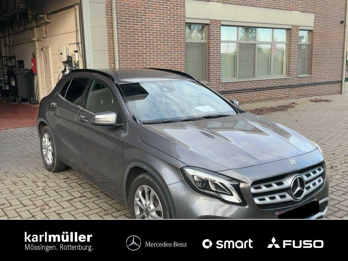 Mercedes-Benz GLA 180 Style elHeck+LED+RfK+Navi+KeyGo+SpiegelP