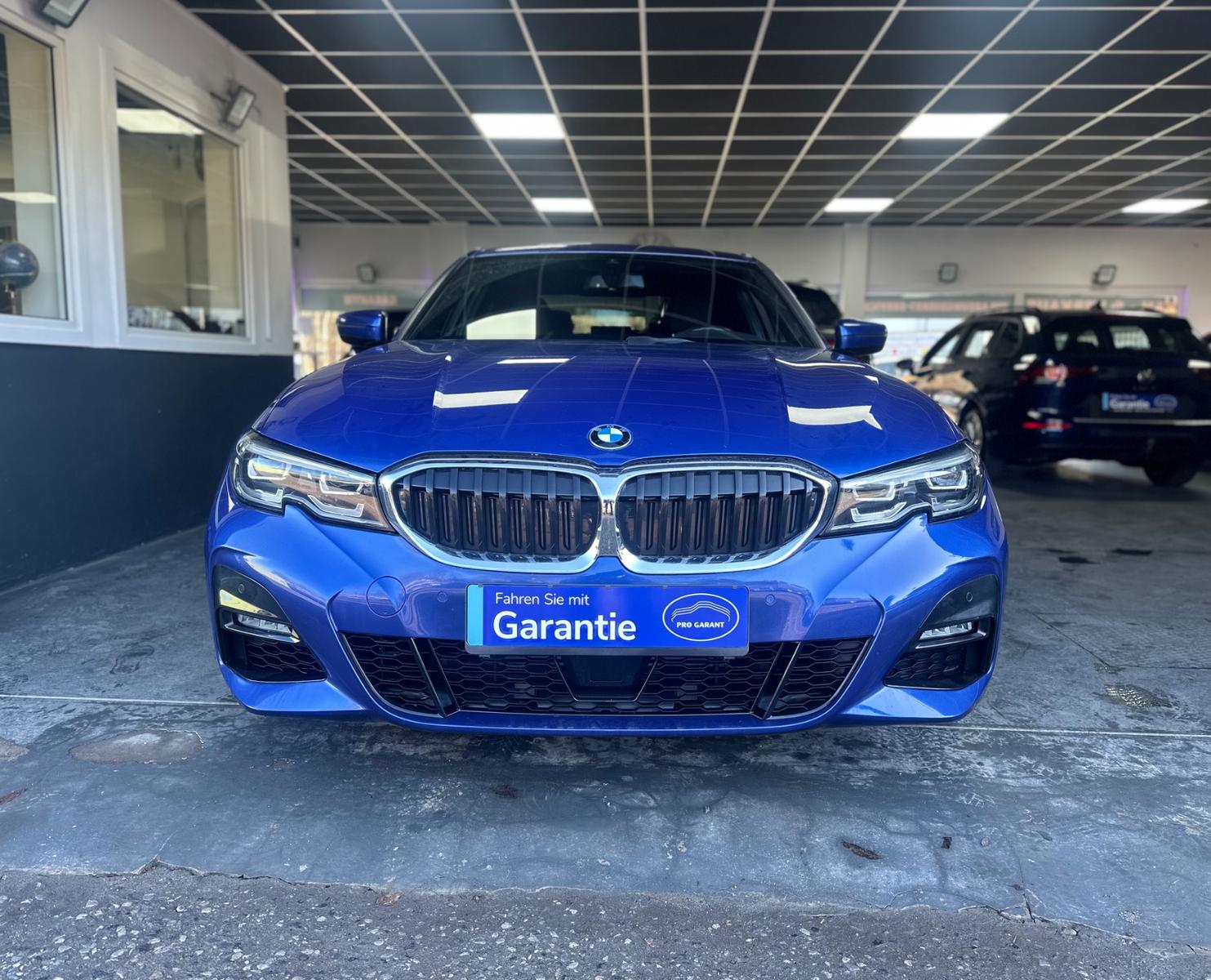 BMW 320d M Sport Paket.1.Hand.Scheckheft Gepflegt