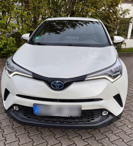 Toyota C-HR 1,8-l-VVTi Hybrid. Team Deutsc...