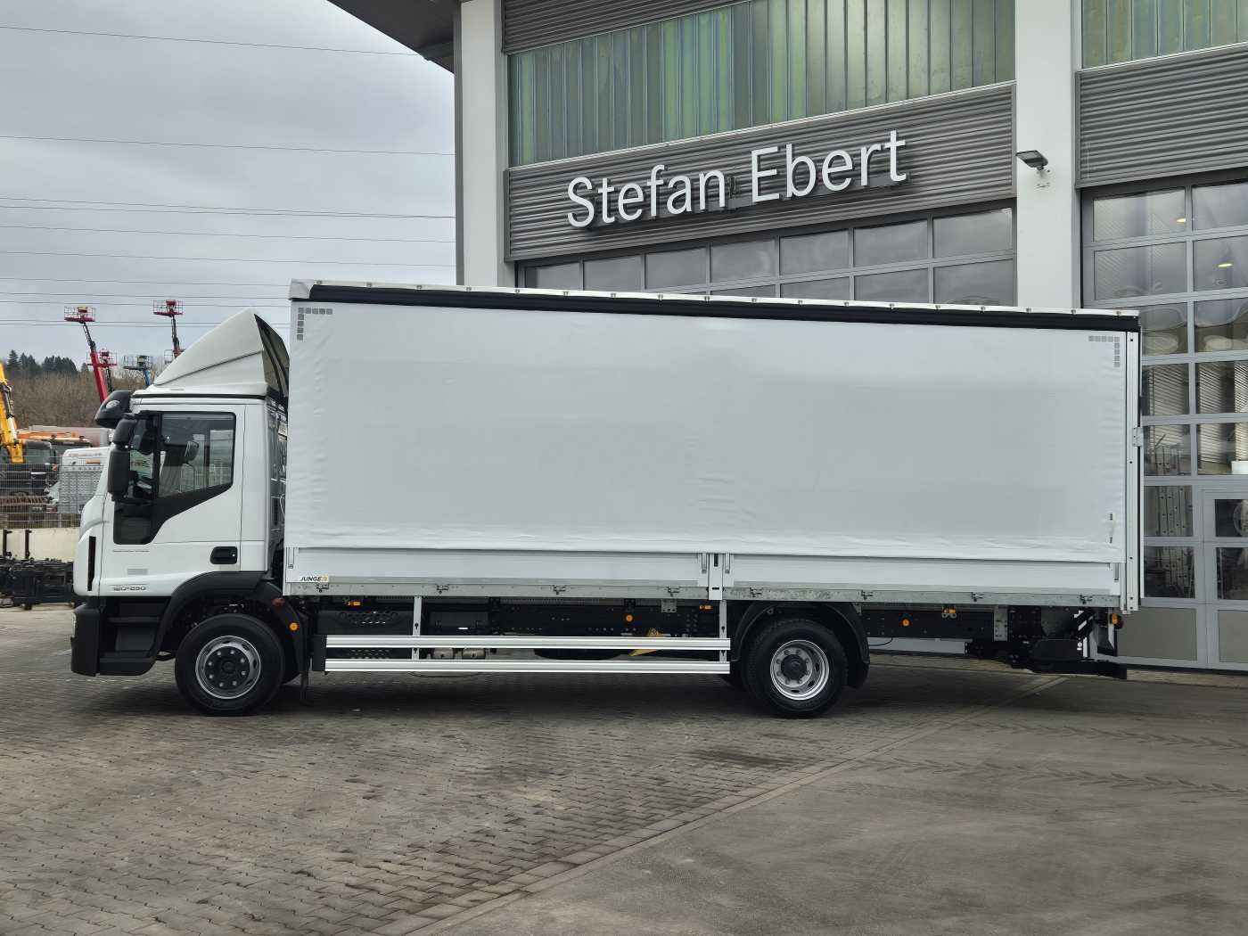 Fahrzeugabbildung Iveco ML120E25/P 2x Schiebeplane AHK LBW Kamera