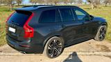 Volvo XC90 Recharge T8 AWD R-DESIGN Expression 7-Sitze - Volvo XC90 Gebrauchtwagen in Stuttgart