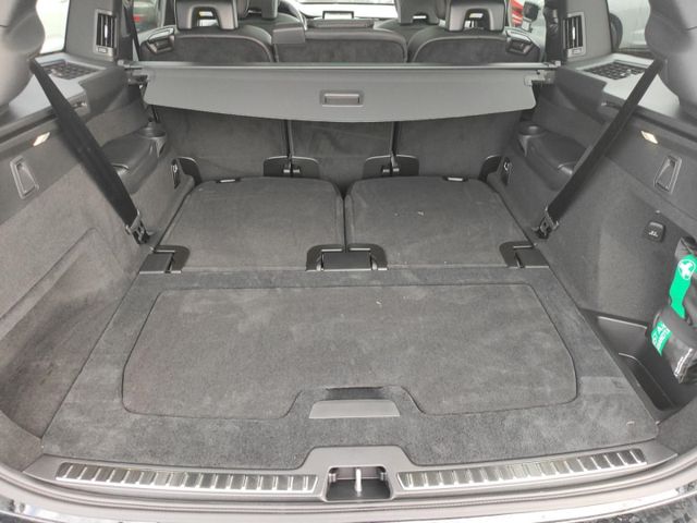 VOLVO XC 90 (Bild 11 von Array)