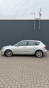 Mazda 3 TÜV bis 10/26 Top Technik - Mazda 2 Gebrauchtwagen in Magdeburg