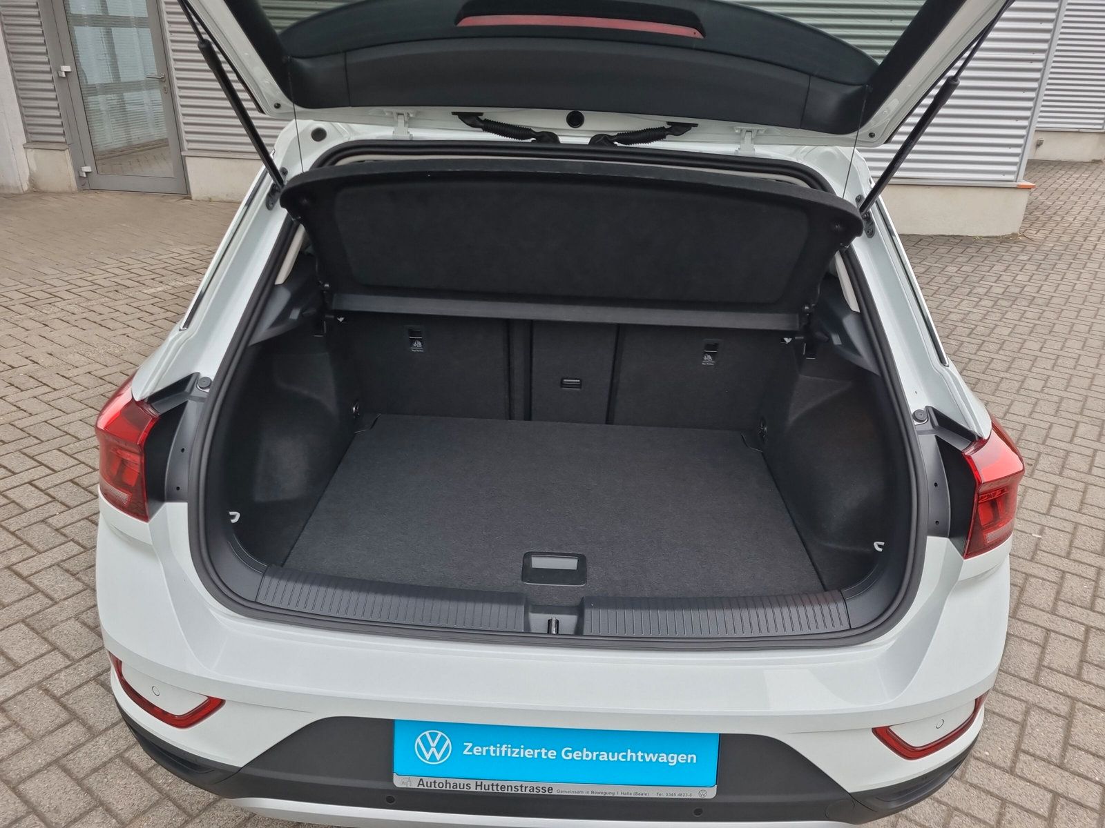 Fahrzeugabbildung Volkswagen T-Roc 1.0 TSI Goal LED NAVI SHZ ALLWETTER