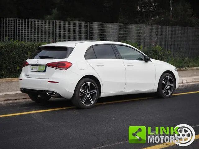 Mercedes-Benz MERCEDES-BENZ A 250 e hybrid EQ Sport imagem 2