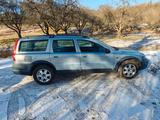 Volvo XC70 2.4T AWD - - Volvo XC70 mit Benzin-Antrieb