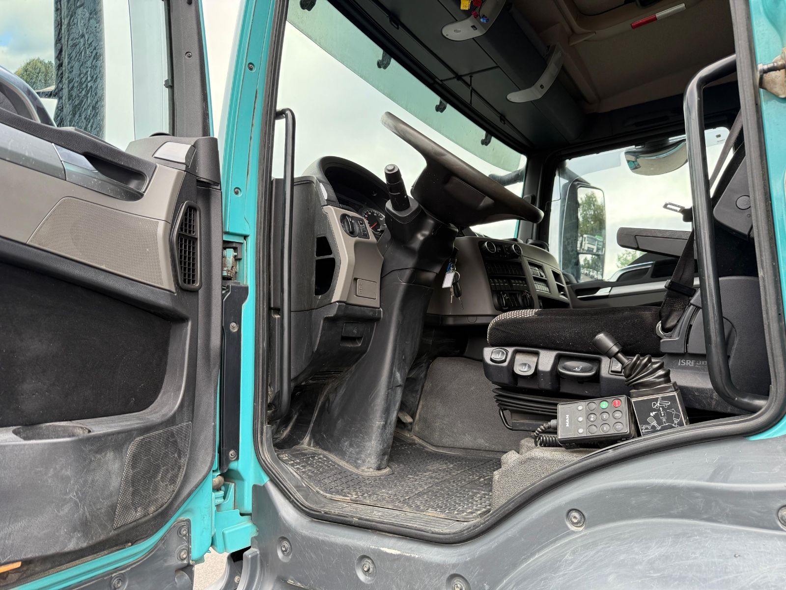 Fahrzeugabbildung MAN TGS 18.430 SZM 4x4 Blatt/Luft Kipphydraulik