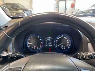 Hyundai Kona Select 2WD *1.HAND*KLIMA*TÜV 0627*TEMPOMAT