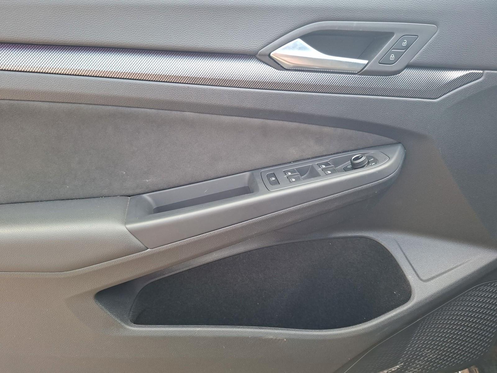 Volkswagen Golf VIII Variant 1.5 TSI R-Line ACC Rf.kamera, миниатюра 16