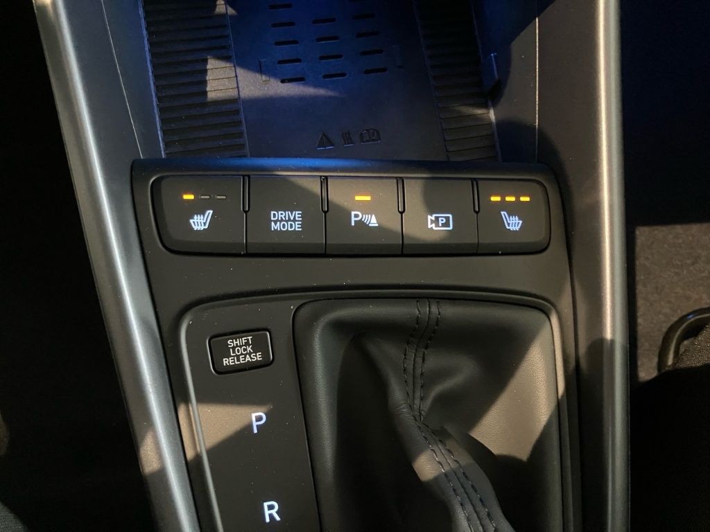 Fahrzeugabbildung Hyundai i20 1.0 T-GDI 7-DCT Prime AUT SpurH