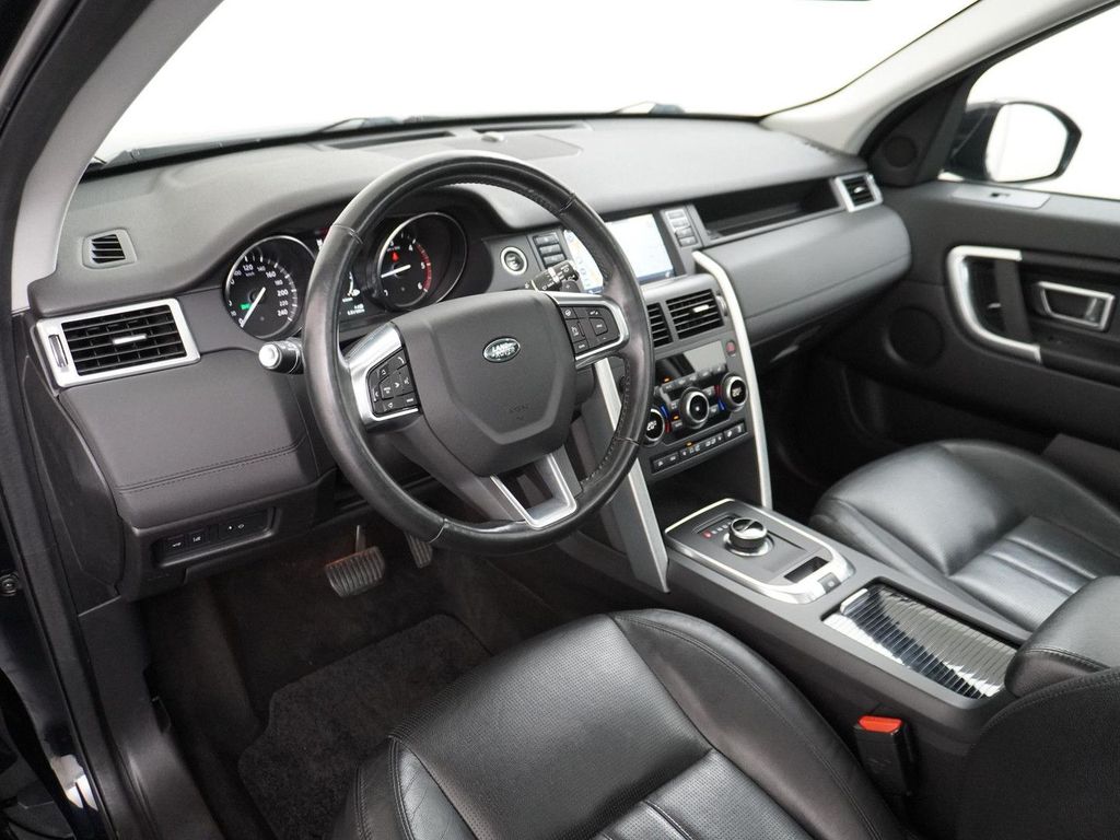 Land Rover Discovery Sport 2.0 TD4 HSE panorama dach AHK au