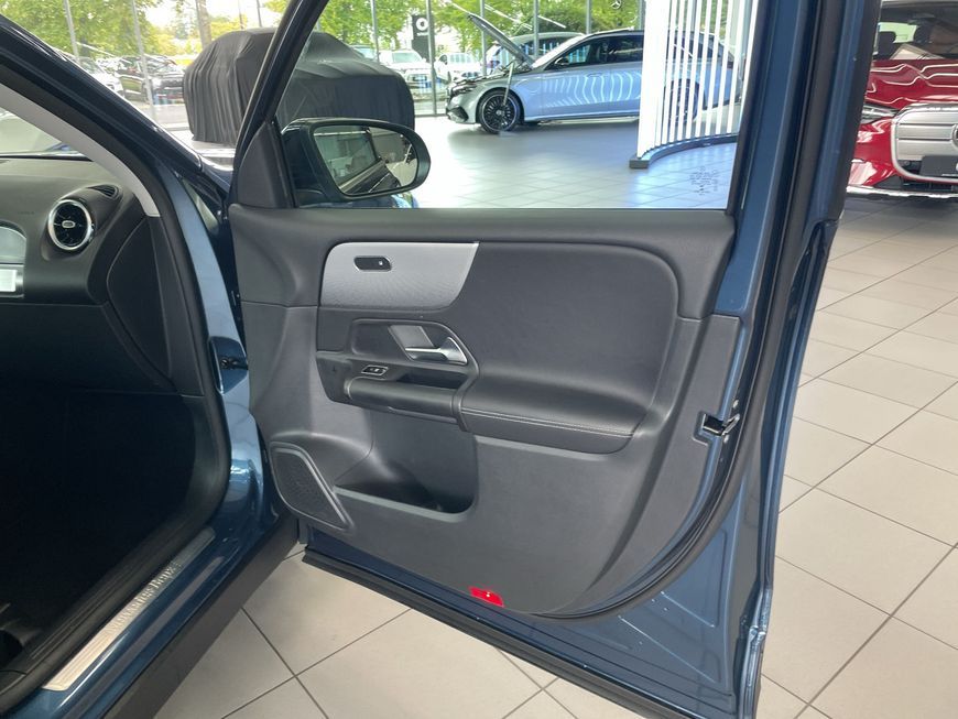 Mercedes-Benz GLB 220 d 4M Style AHK EasyPack PANO Beam foto 20