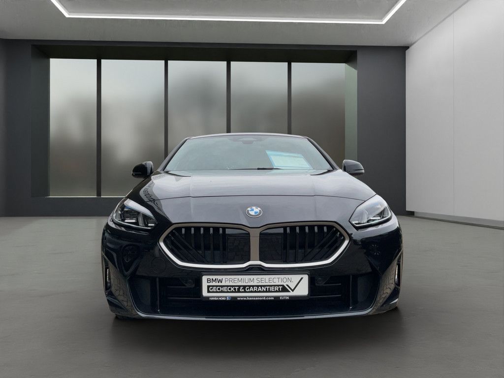 BMW 120 LED NAVI KEYLESS KAMERA PDC SHZ DAB 18 foto 4