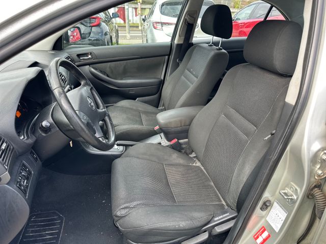 Toyota Avensis 1.8 Sol Lim.